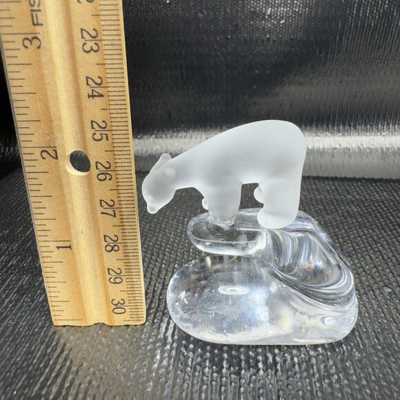 Vintage 1980s Clear Frosted Glass Bear on a Wave Figurine Small Glass Decor VTG - Picture 3 of 8